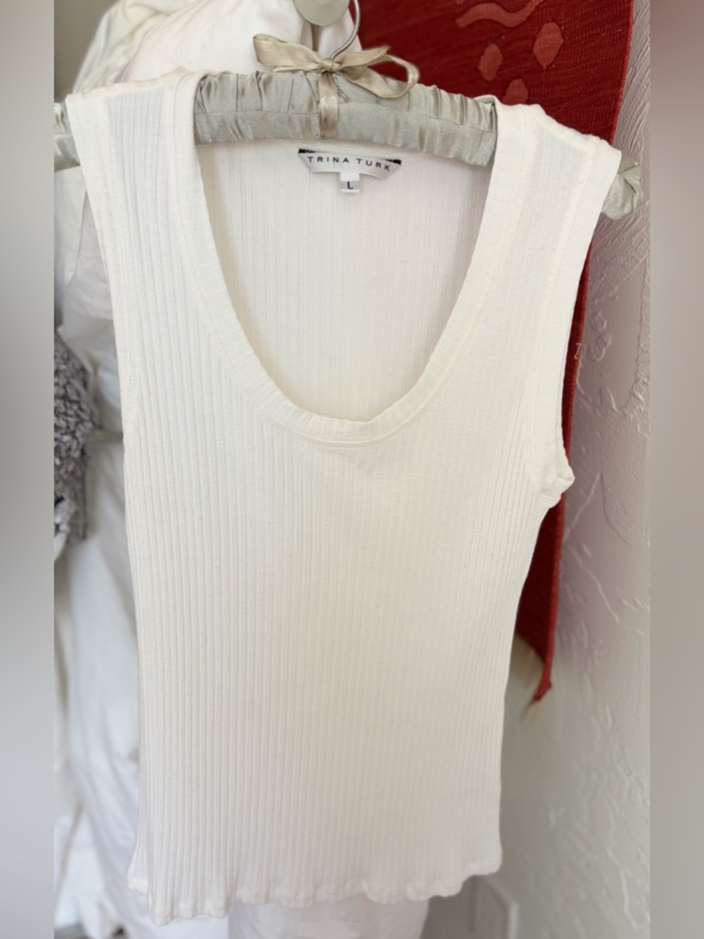 Trina Turk Cream Ribbed Scoop Neck Tank